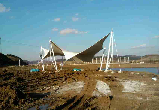 內(nèi)蒙古張拉膜選擇周邊環(huán)境的關(guān)鍵因素