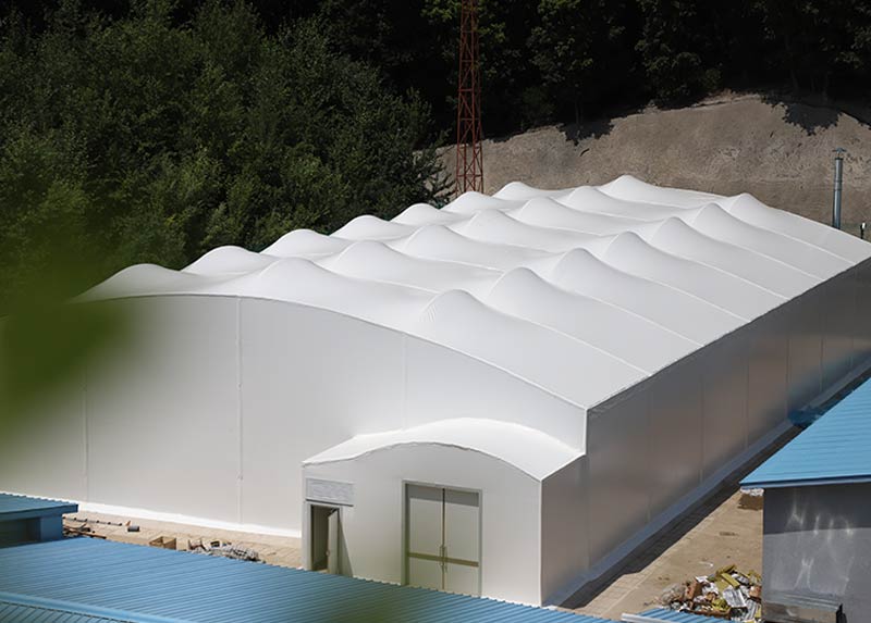 呼和浩特膜結(jié)構(gòu)車棚——保護您的車輛，展現(xiàn)品質(zhì)與美感